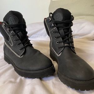 Tommy hilifiger boots